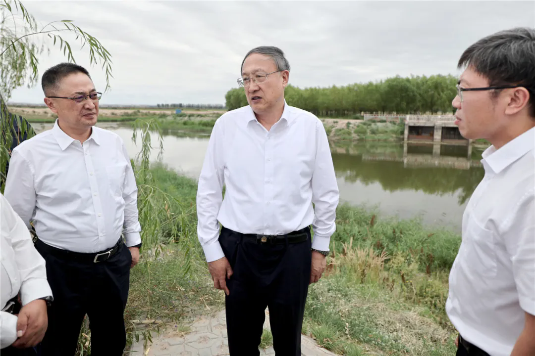 李邑飞在石嘴山市调研黄河保护治理工作时强调 科学配置高效利用宝贵的水资源 呵护黄河安澜健康支撑高质量发展